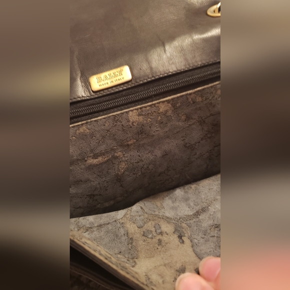 BALLY Quilted Chain Shoulder Bag Lambskin leather Black - Picture 7 of 13